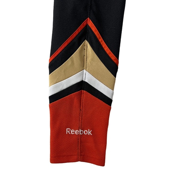ANAHEIM DUCKS / REEBOK BLACK/ORANGE/GOLD WOMEN’S AUTHENTIC JERSEY SIZE SMALL - Picture 6 of 10